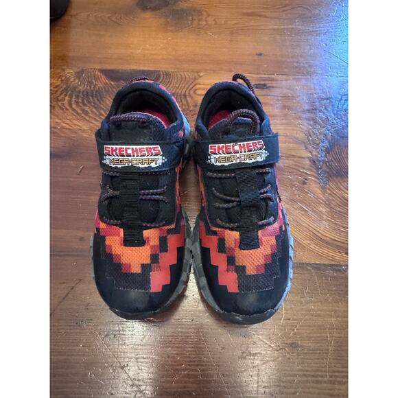 Skechers Mega Craft 400000 Mine Craft Sneaker Black Red Little Boys Sz 13 C - Picture 1 of 10